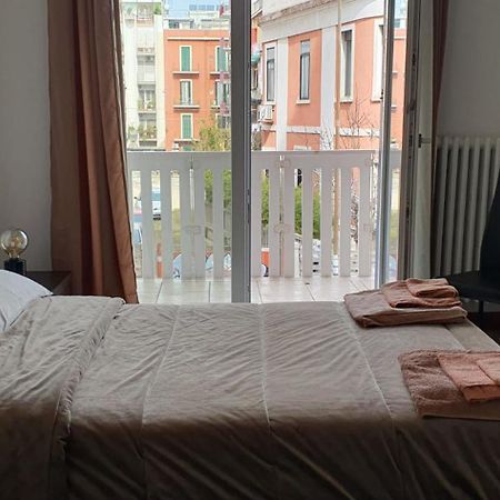 Apartment Little Bari Bagian luar foto