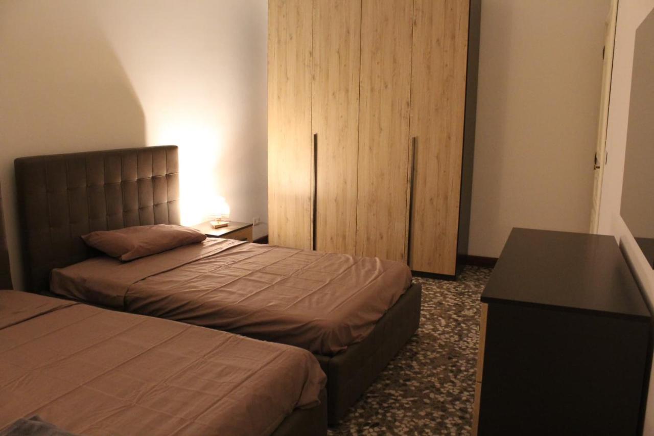 Apartment Little Bari Bagian luar foto