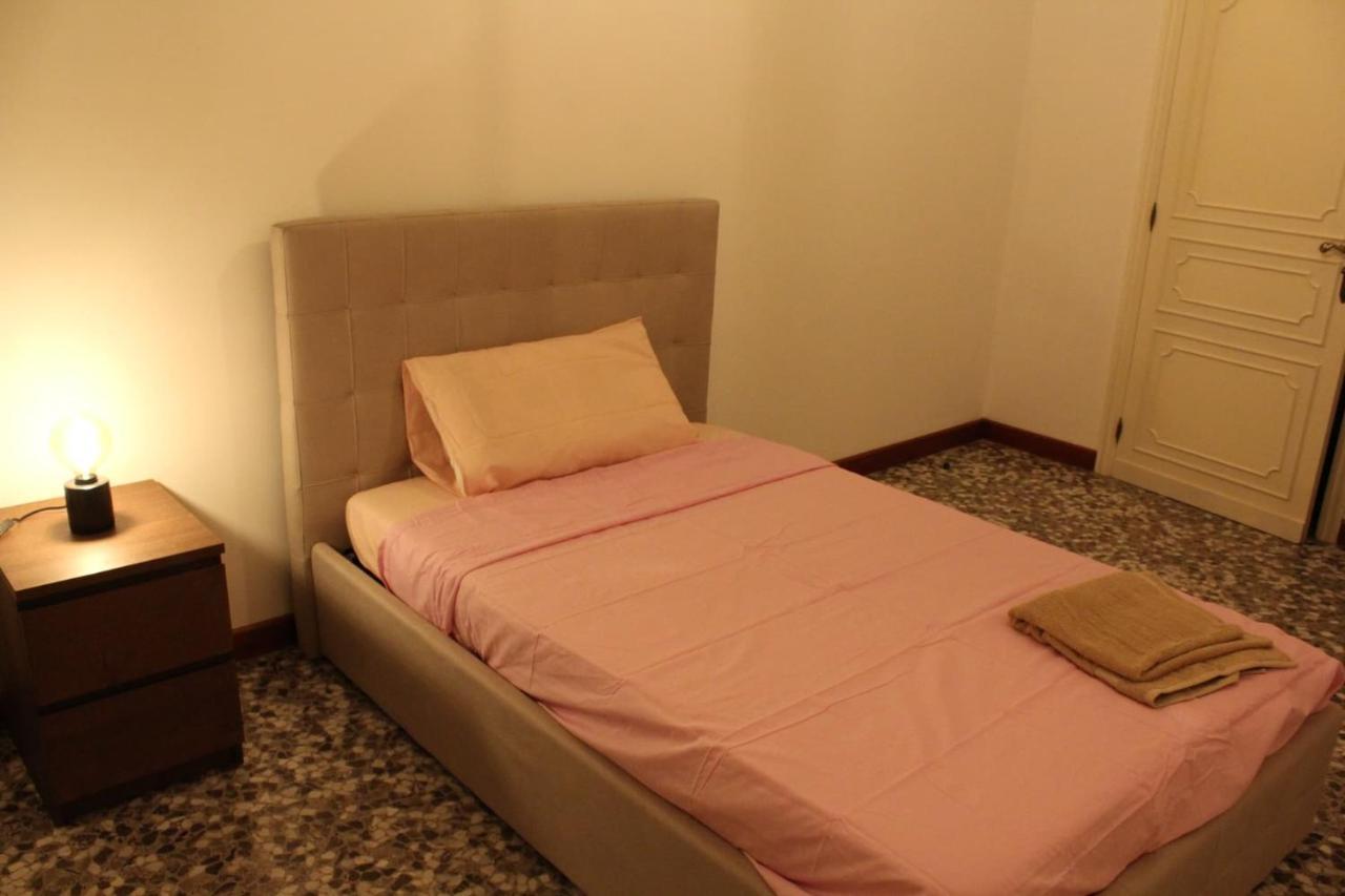 Apartment Little Bari Bagian luar foto