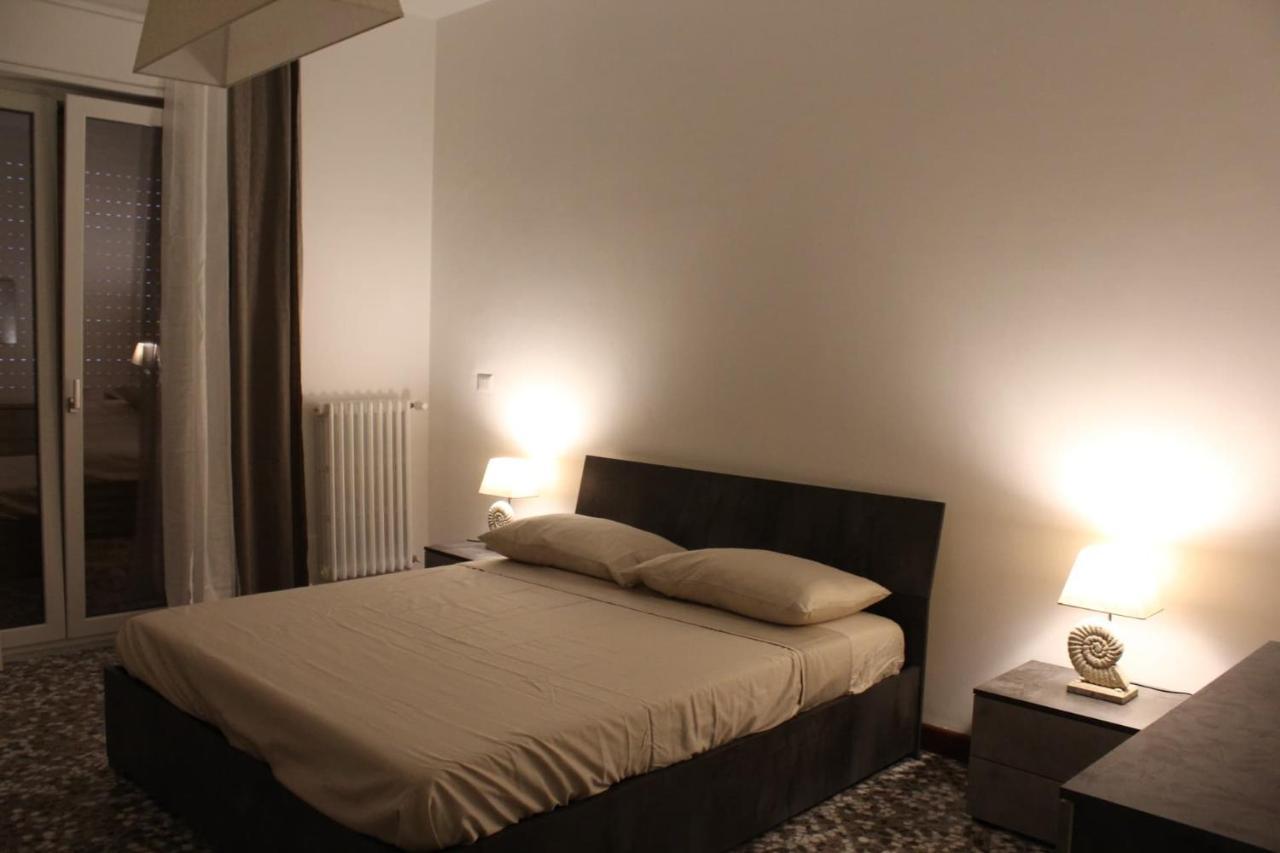 Apartment Little Bari Bagian luar foto
