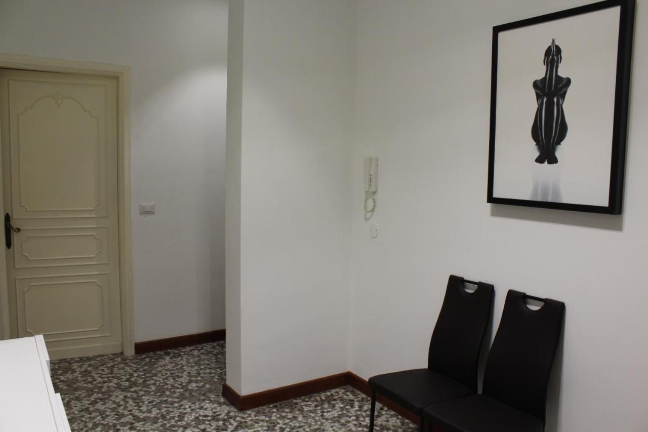 Apartment Little Bari Bagian luar foto