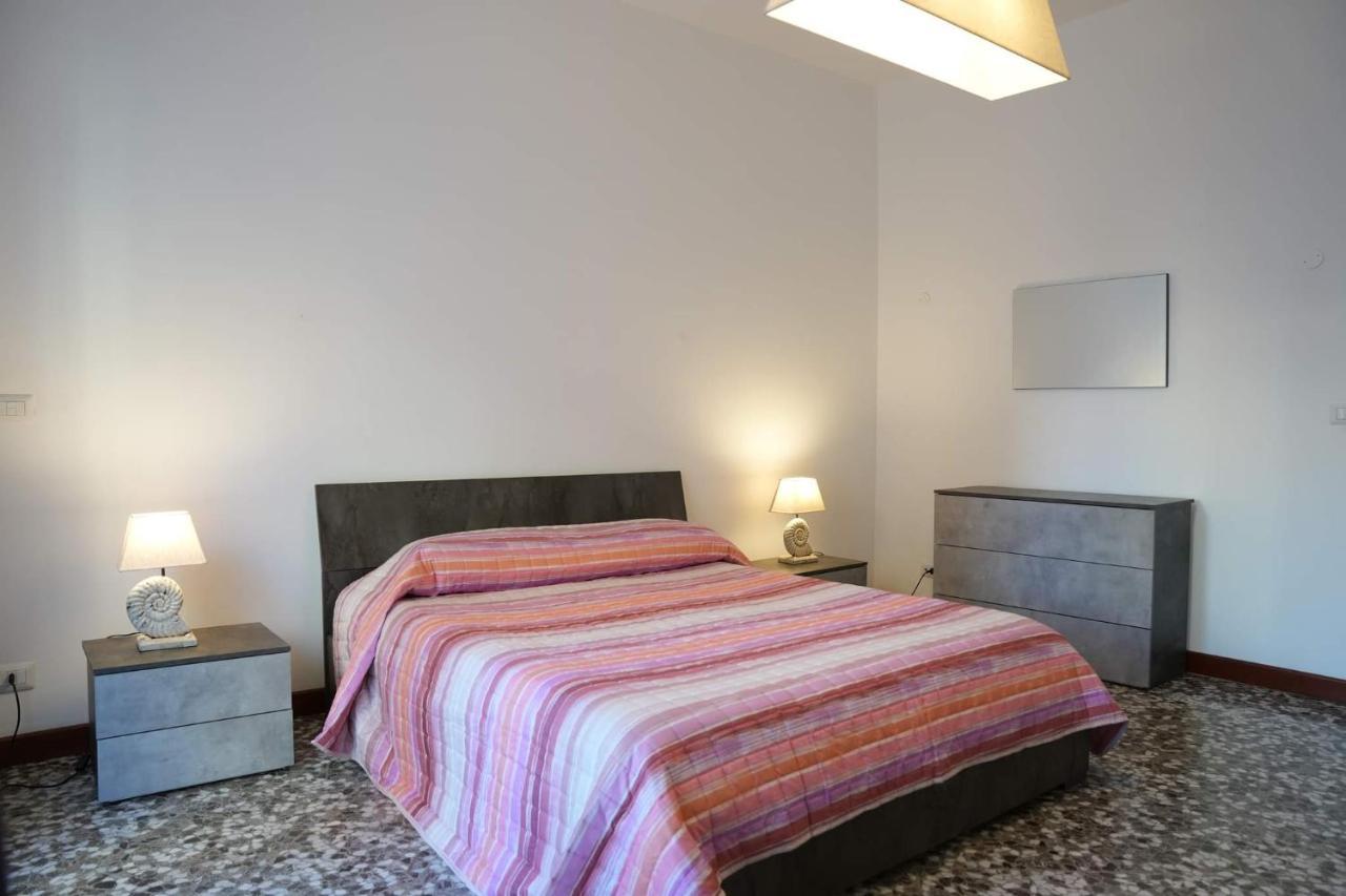 Apartment Little Bari Bagian luar foto